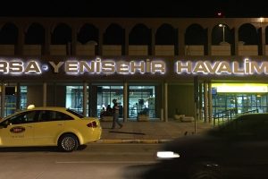 İstanbul'a inemeyen u&ccedil;aklar Bursa'ya y&ouml;nlendirildi