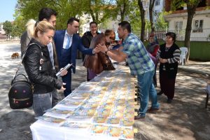 &Ouml;ğrencilerin yazdığı kitap tanıtıldı