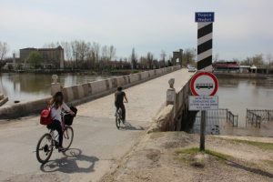 Edirne'de Tunca Nehri yatağına d&ouml;nd&uuml;