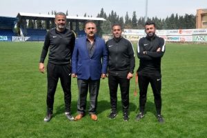 Karacabey Birlikspor'un yeni teknik direkt&ouml;r&uuml; belli oldu