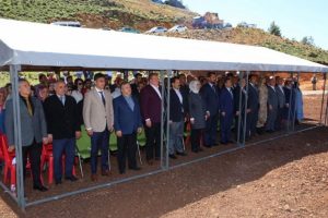 Afrin sınırında ş&uuml;k&uuml;r namazı kılındı