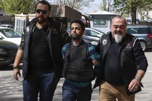 B&uuml;y&uuml;kel&ccedil;i Karlov cinayeti soruşturmasında 1 kişi adliyede