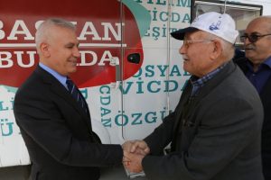 Bursa'da Başkan Bozbey'den Dumlupınar'a sosyal tesis s&ouml;z&uuml;