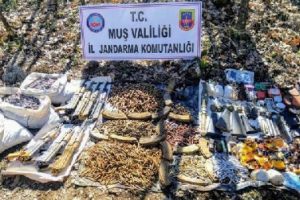 PKK'ya ait &ccedil;ok sayıda m&uuml;himmat ele ge&ccedil;irildi!