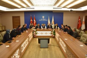AK Parti Bursa İl Başkanı Salman: "Halkımızla el ele geleceğimizi şekillendiriyoruz"
