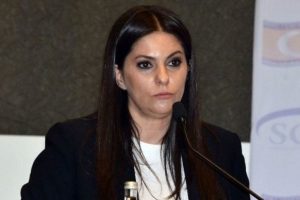 Bakan J&uuml;lide Sarıeroğlu'ndan asgari &uuml;cret a&ccedil;ıklaması