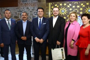 Bursa Osmangazi Belediye Başkanı D&uuml;ndar: "1326'daki diriliş ruhunu yaşıyoruz"