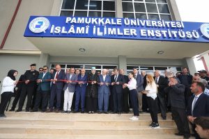 T&uuml;rkiye'nin ilk İslami İlimler Enstit&uuml;s&uuml; hizmete a&ccedil;ıldı