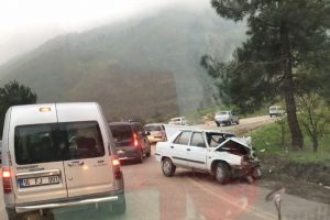 Bursa-Orhaneli yolunda zincirleme kazada 6 yaralı