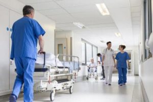 Alman doktordan T&uuml;rk hastaya &ccedil;irkin s&ouml;zler