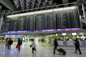 Almanya'da havaalanlarında yarın greve gidilecek