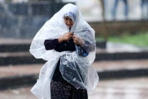 D&uuml;zce'de bir anda bastıran yağış etkili oldu
