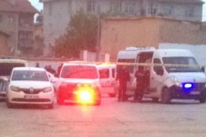 Sokak ortasında kurşun yağdırdılar: 2'si ağır 3 yaralı