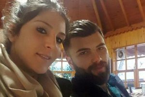Sevgilisinin yatağında g&ouml;r&uuml;nce bı&ccedil;akladı!