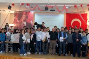 Bursa Araştırmaları Merkezi'den Zeki M&uuml;ren'de kitap tanıtımı