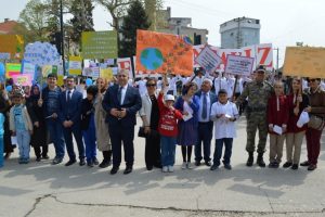 Bursa'da otizme dikkat &ccedil;ekmek i&ccedil;in y&uuml;r&uuml;d&uuml;ler