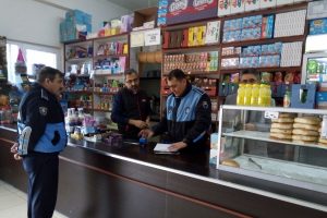 Bursa'da zabıta ekiplerinden kantin denetimi