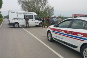 &Ouml;demiş'te silahlı kavga: 2 &ouml;l&uuml;, 1 yaralı