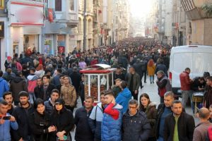 İstanbul 1 yılda yarım milyona yakın g&ouml;&ccedil; aldı
