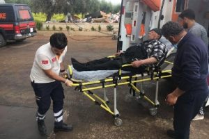 Afrin'e T&uuml;rk doktorlardan sağlık hizmeti