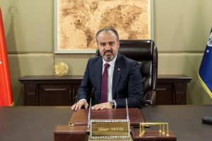 D&uuml;nya &ccedil;ocukları 23 Nisan'da Bursa'da buluşuyor
