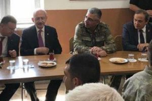 Kılıçdaroğlu, sınırda karakolu ziyaret etti