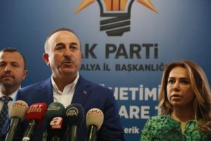 Mevlüt Çavuşoğlu: Müdahale, kimyasal silah kullanan rejime yönelikti