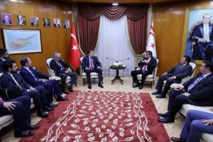 Çavuşoğlu KKTC Başbakanı Erhürman ile bir araya geldi