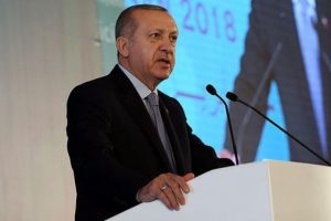 Erdoğan: Cezayir'de katlediyorsun sonra Suriye'de akıl veriyorsun