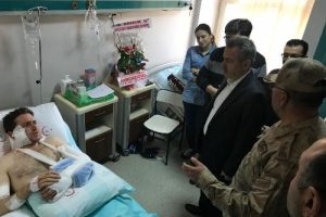 Vali Elban, yaralı askerleri ziyaret etti