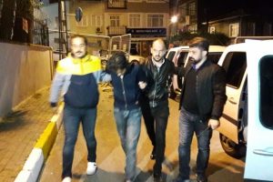 Gasp&ccedil;ılar evde bulunan kişiyi bı&ccedil;aklayarak &ouml;ld&uuml;rd&uuml;
