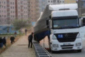 TIR dehşeti!  '&Ouml;ks&uuml;rd&uuml;kten sonra g&ouml;z&uuml;m karardı'