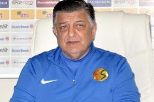 Yılmaz Vural: Biz &ccedil;ıkanla oynarız, &ccedil;ıkmayanla oynamayız