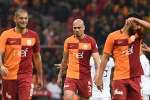 Kupada ilk finalist Akhisarspor oldu!