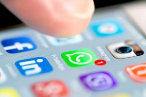 WhatsApp y&ouml;neticilerinin 'r&uuml;tbesi' tehlikede