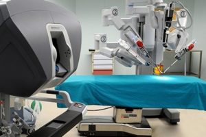 Robotik cerrahi kullanmanın avantajları nelerdir?