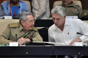 K&uuml;ba 60 yıl sonra ilk kez Castro'suz