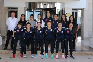 Hilton, Hakkari G&uuml;c&uuml; Kadın Futbol Takımını ağırladı