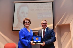 H&uuml;lya Ko&ccedil;yiğit: Ajda Pekkan'ın hayatımda &ccedil;ok &ouml;nemli bir yeri var