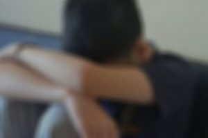 Odun kırma bahanesiyle 15 TL verip istismar etti!