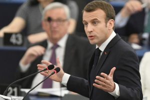 Macron: Almanya'nın gerekli anayasal &ccedil;evresi yoktu