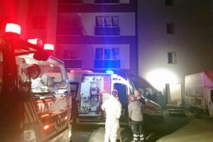 Asans&ouml;r boşluğuna d&uuml;şen usta hayatını kaybetti