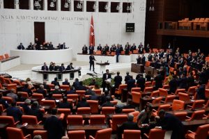 TBMM'ye olaylı derbi damgasını vurdu!