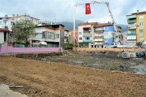 Bursa'da Naim S&uuml;leymanoğlu Spor Salonu'nun temeli atıldı