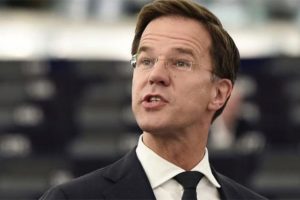Yine k&uuml;stah &ccedil;ıkış! Hollanda'dan se&ccedil;im kampanyasına izin yok