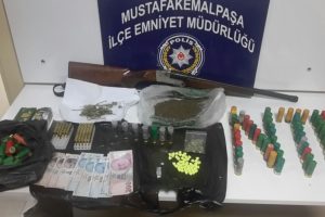 Bursa'da uyuşturucu operasyonu! 4 kişi yakalandı