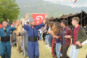 1. Geleneksel Gen&ccedil;lik ve Huzur Festivali başladı