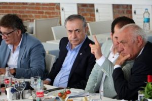 Galatasaray Başkanı Mustafa Cengiz'in konuşmama totemi