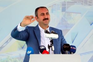 G&uuml;l, Yunanistan'a yazdığı kritik mektubu değerlendirdi