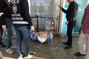 Atat&uuml;rk Havalimanı'nda ş&uuml;pheli paket alarmı!